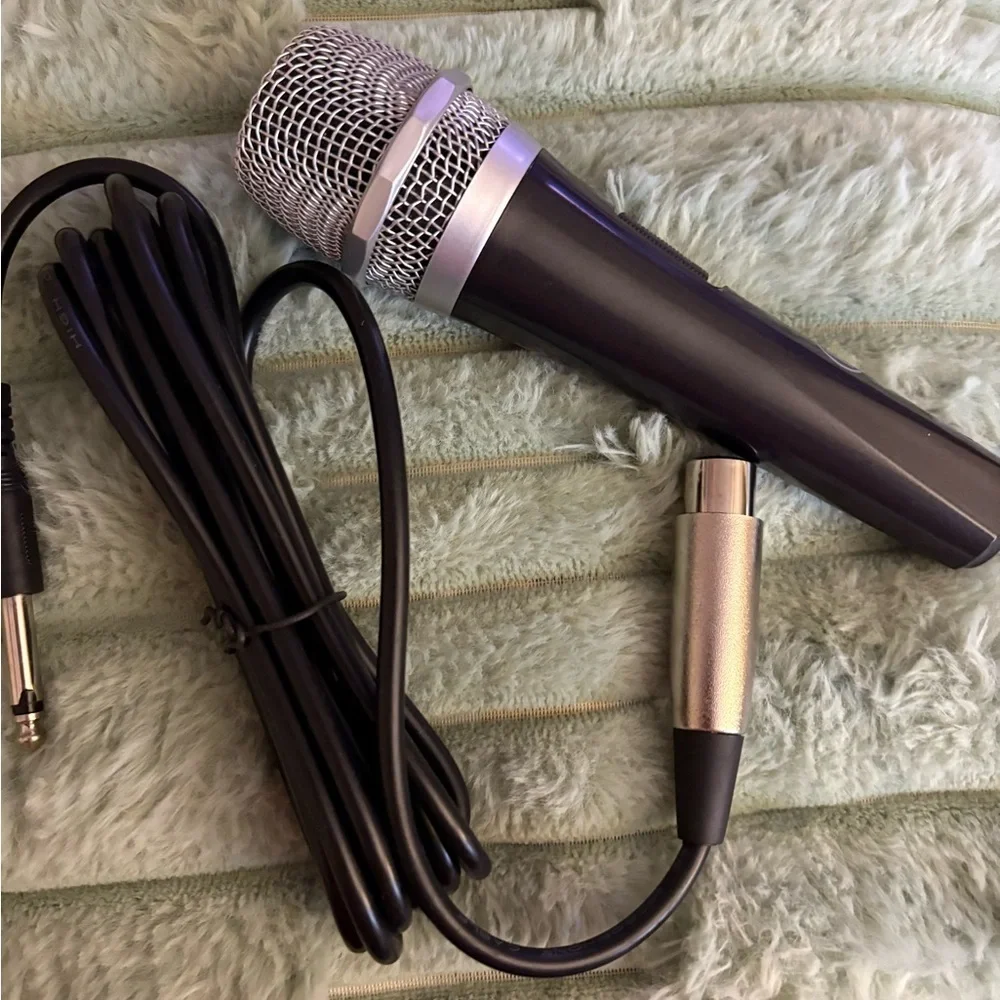 New- Professional Microphone with Cable Wired Microphone Handheld & Drop Proof